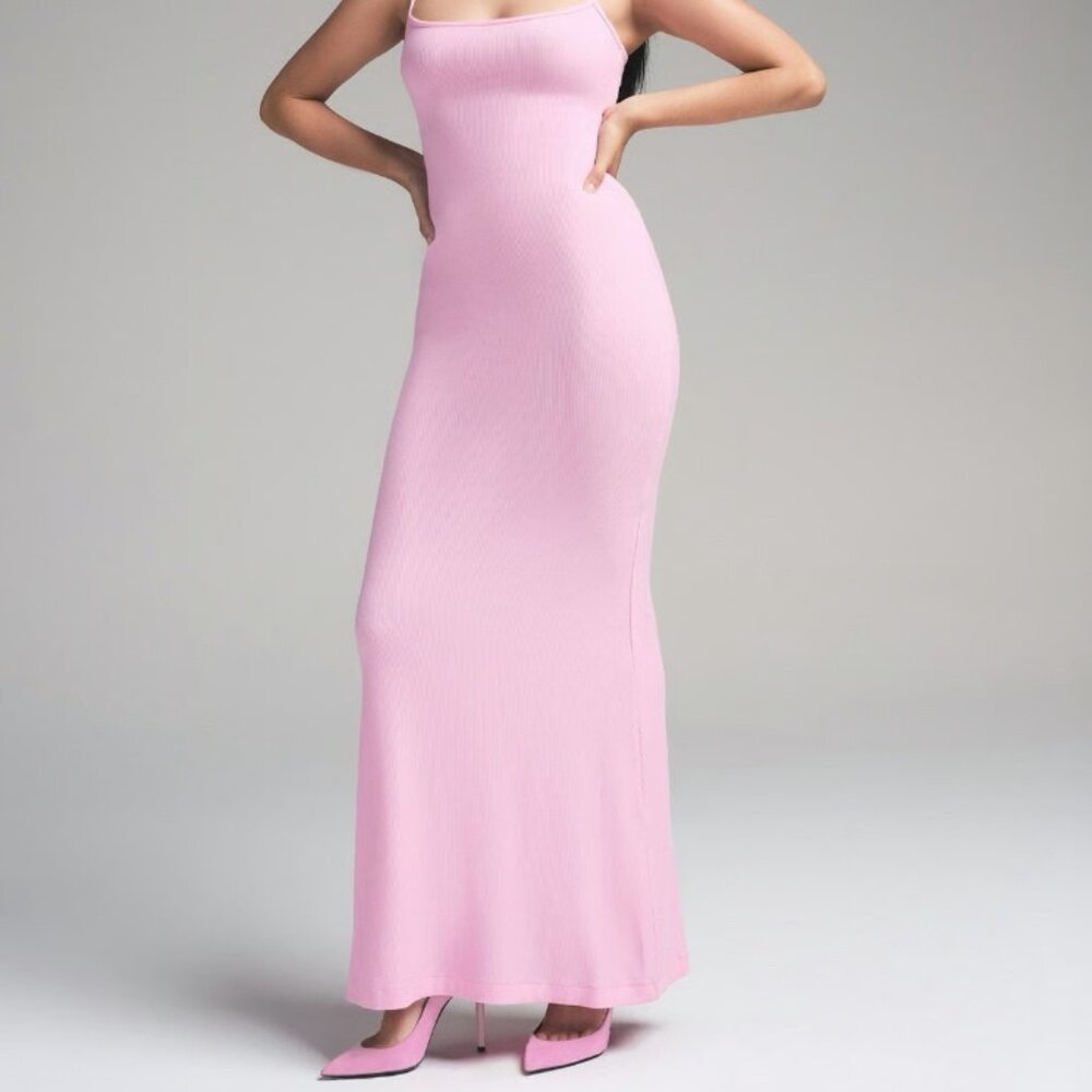 NWOT SKIMS Limited Edition Valentines Women's Pink Dress